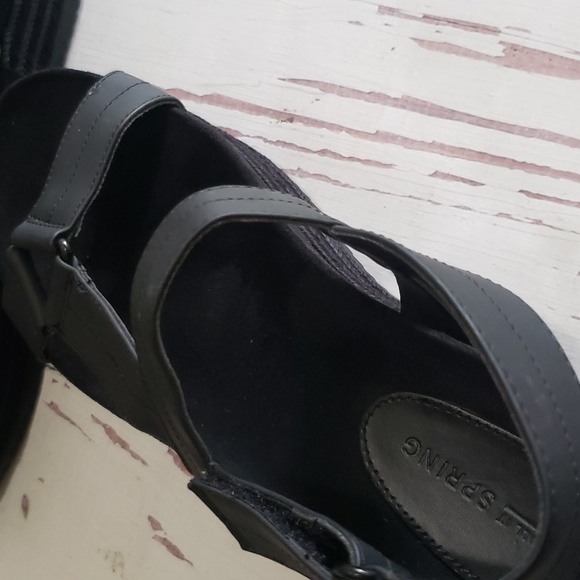 Call it Spring black foam open toe woman  platforms sandals size 7 - Picture 8 of 8